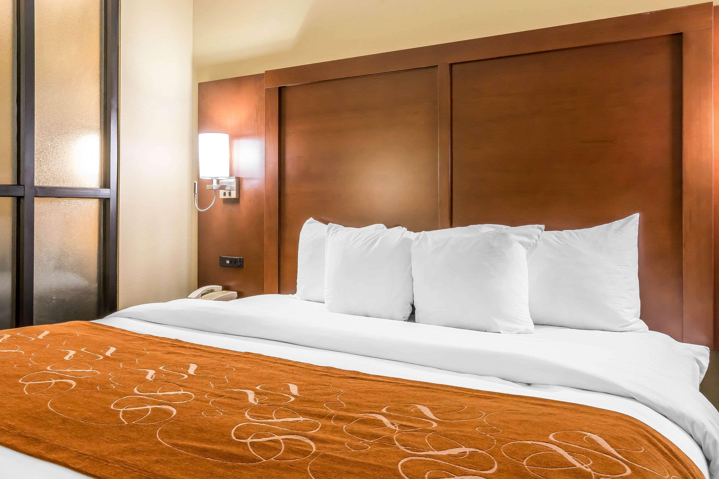 Comfort Suites Savannah North Port Wentworth Buitenkant foto
