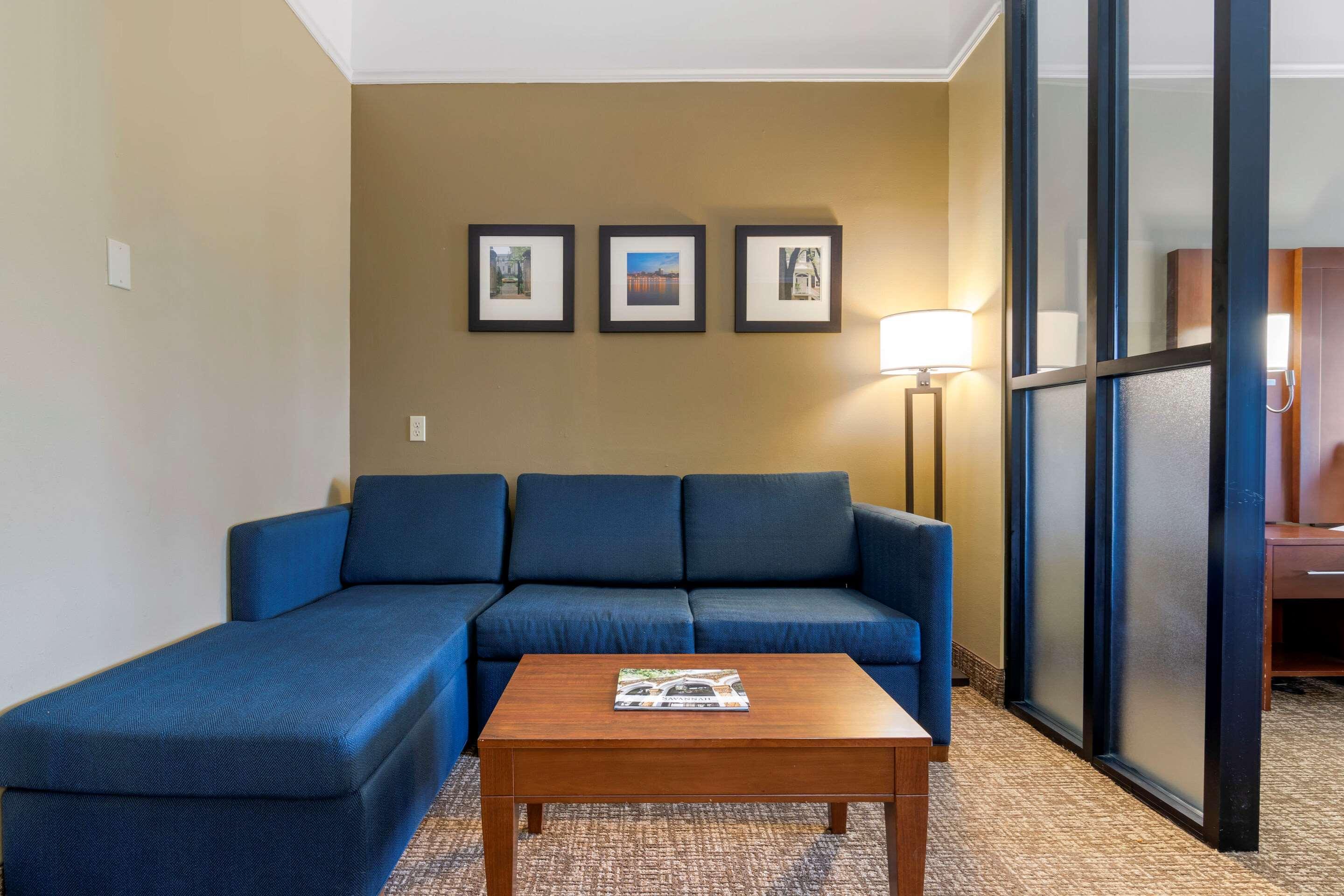 Comfort Suites Savannah North Port Wentworth Buitenkant foto