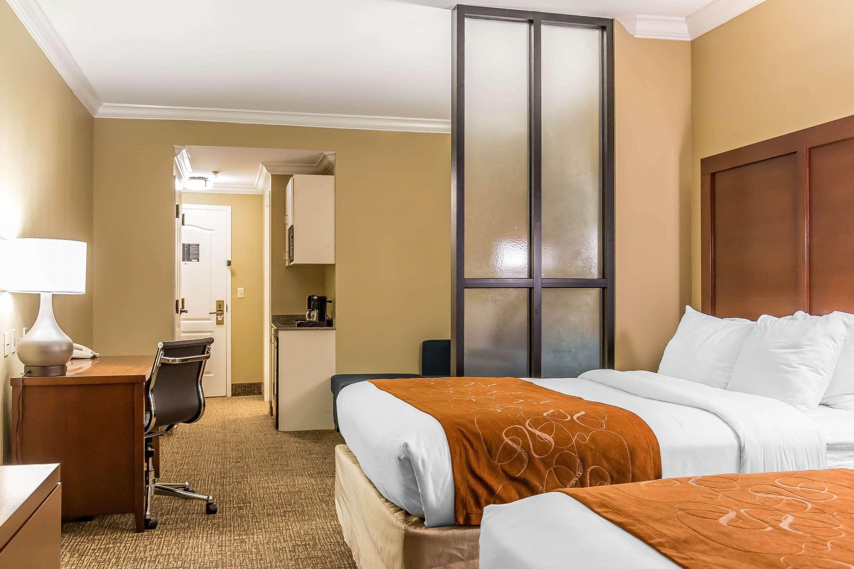Comfort Suites Savannah North Port Wentworth Buitenkant foto