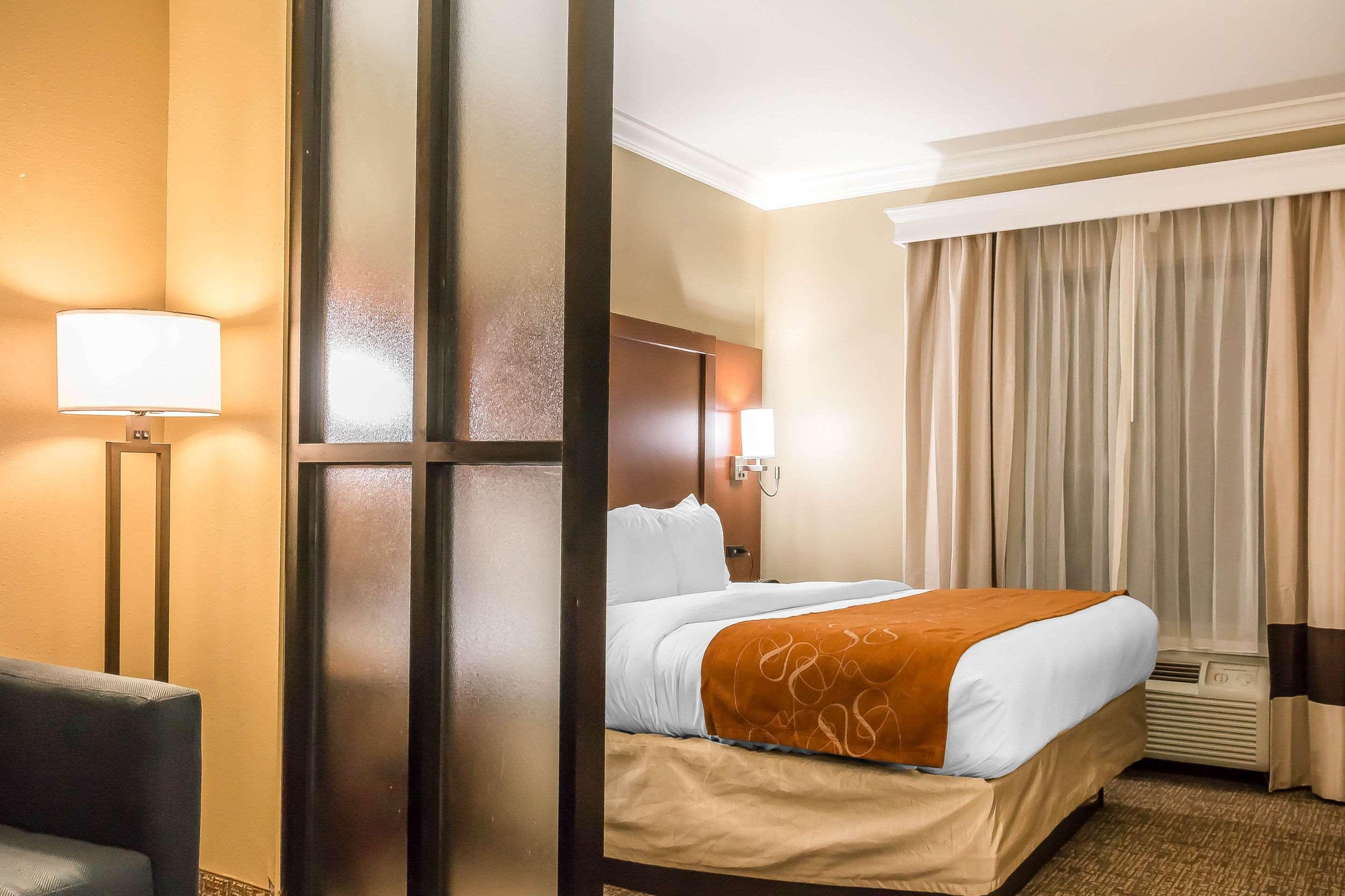 Comfort Suites Savannah North Port Wentworth Buitenkant foto