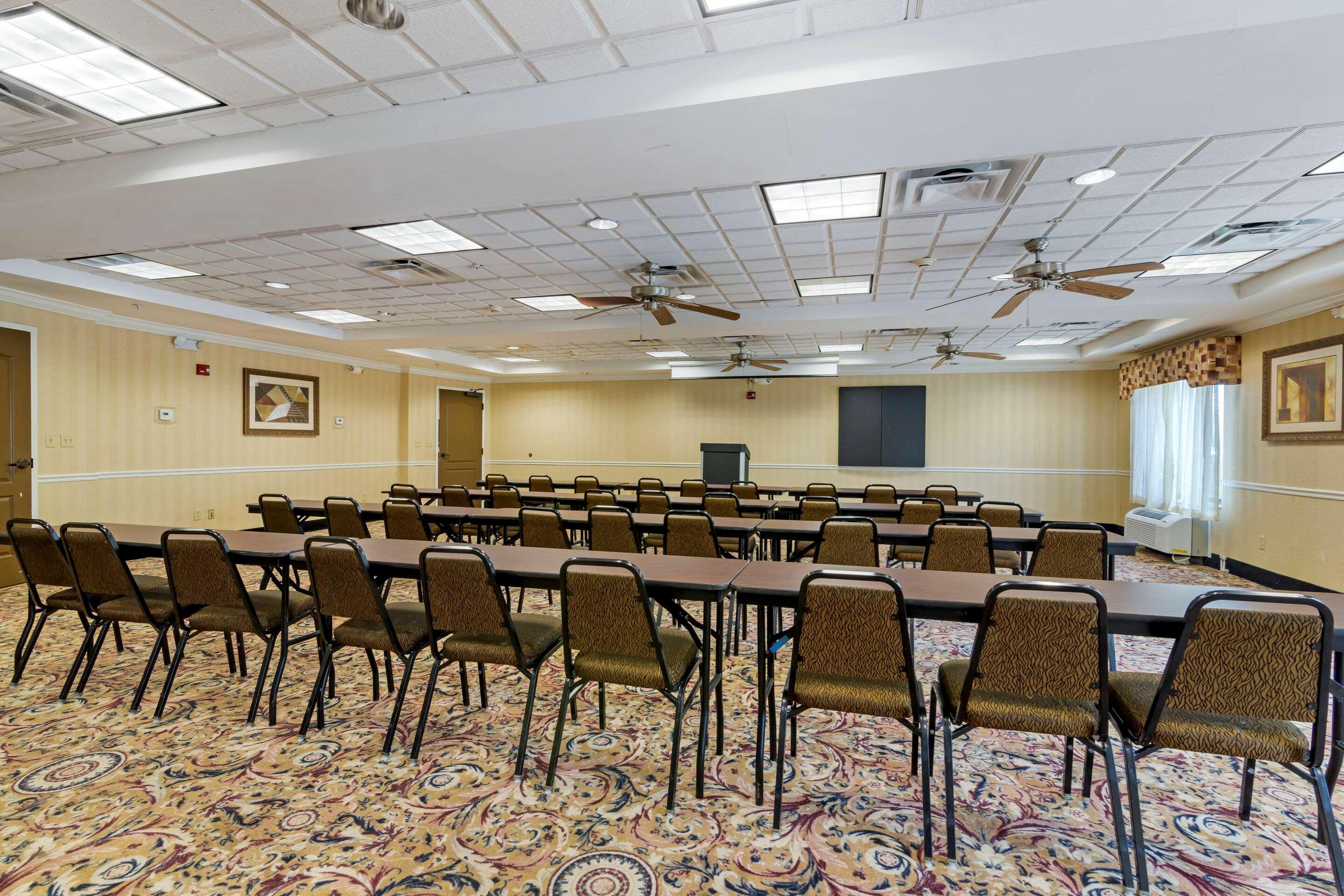 Comfort Suites Savannah North Port Wentworth Buitenkant foto