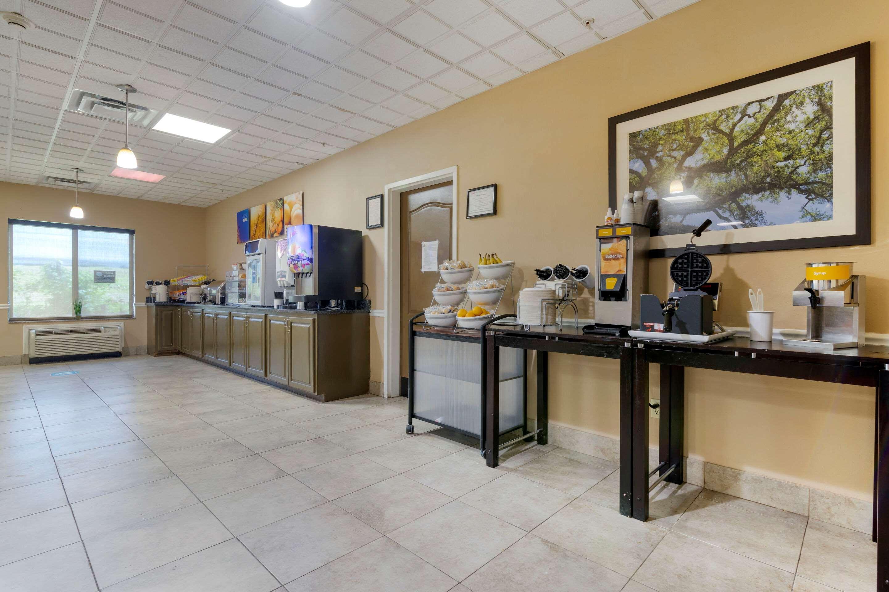 Comfort Suites Savannah North Port Wentworth Buitenkant foto